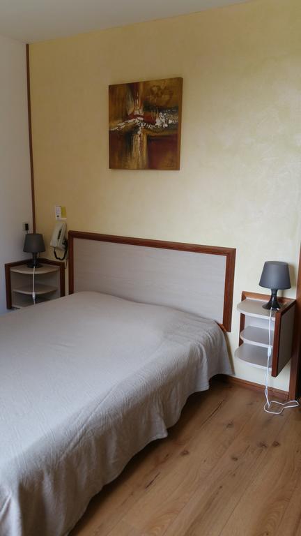 Le Magiot Hotel Montliot-et-Courcelles Kültér fotó