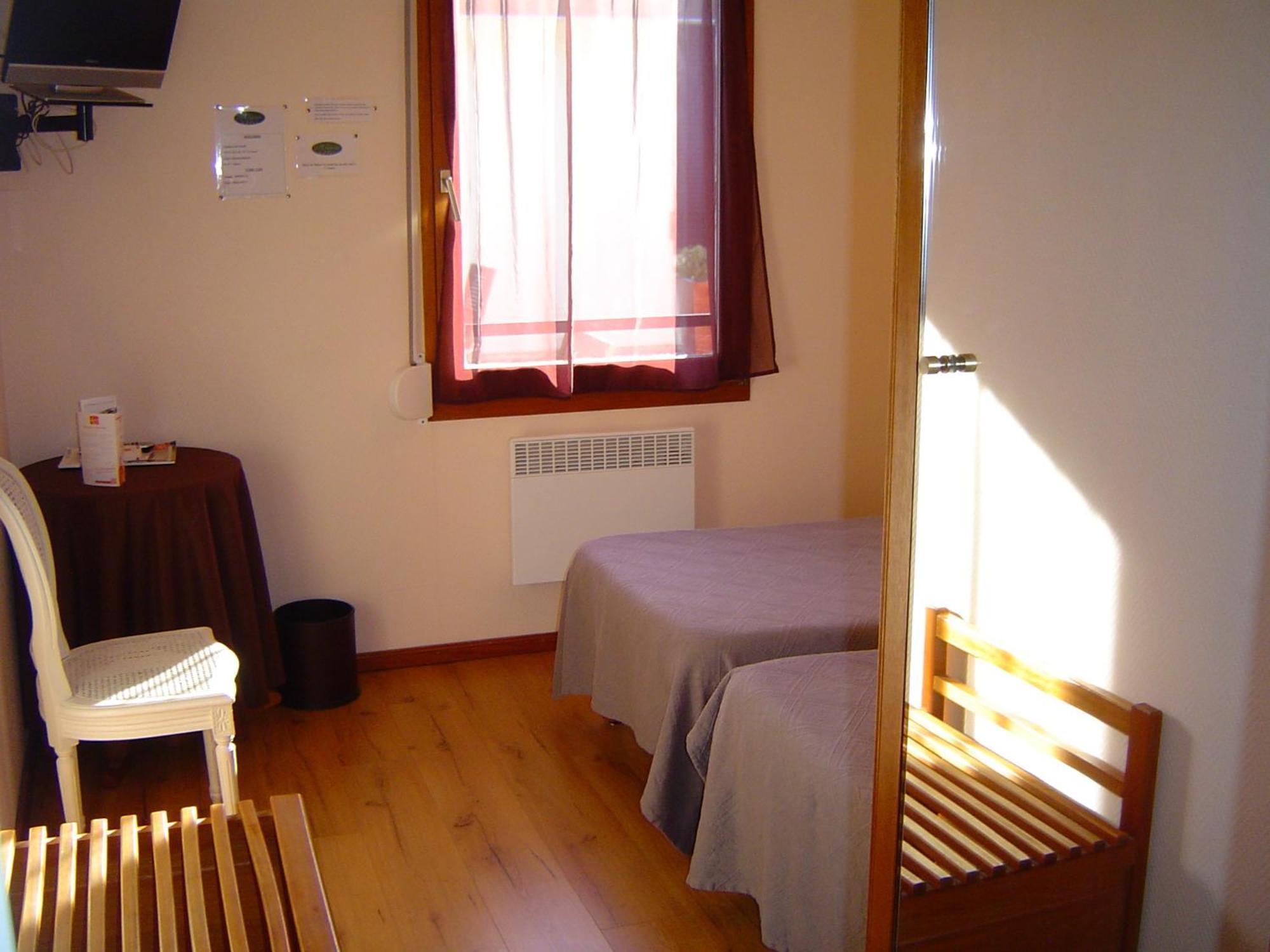 Le Magiot Hotel Montliot-et-Courcelles Szoba fotó