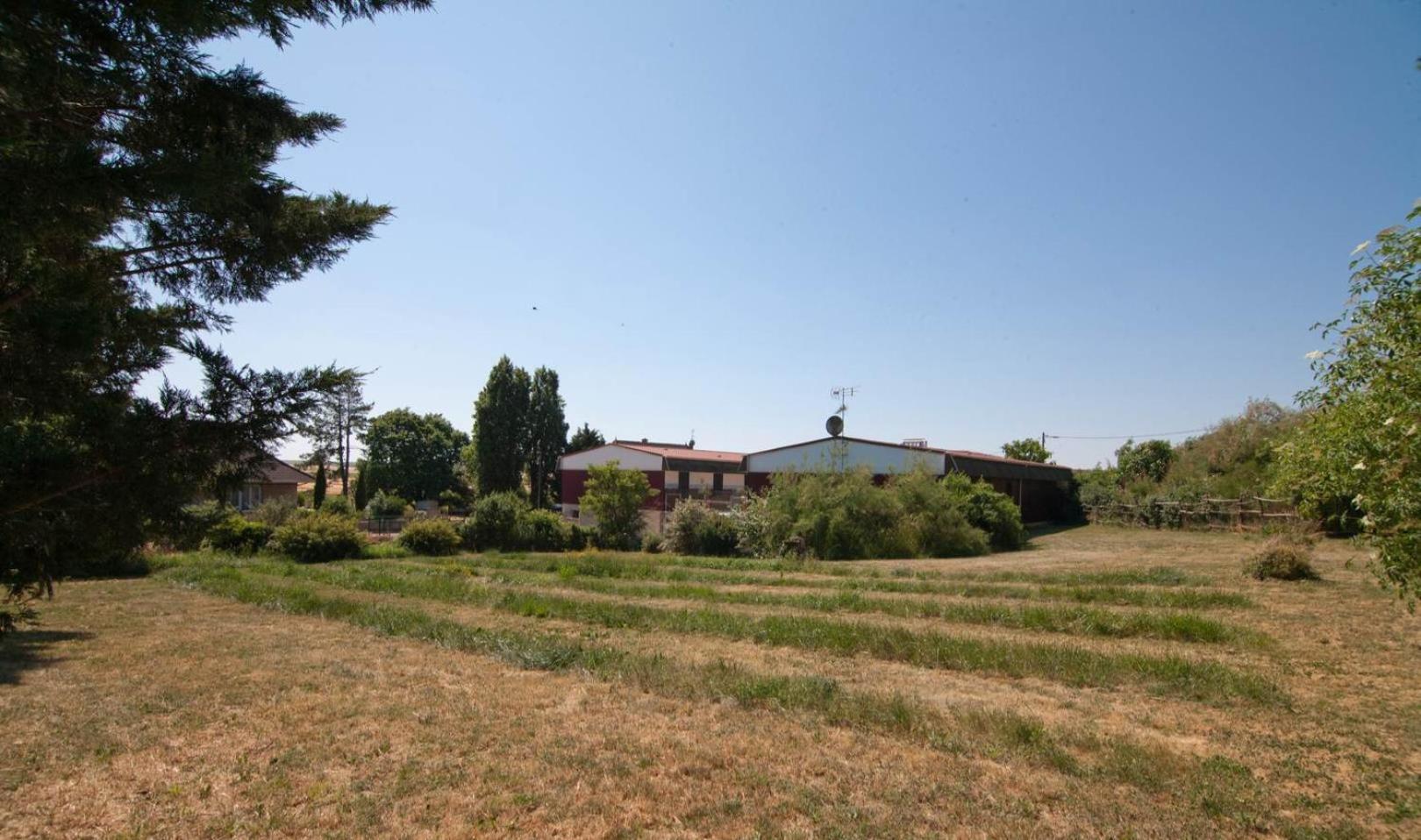 Le Magiot Hotel Montliot-et-Courcelles Kültér fotó