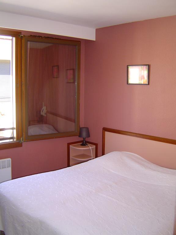 Le Magiot Hotel Montliot-et-Courcelles Kültér fotó